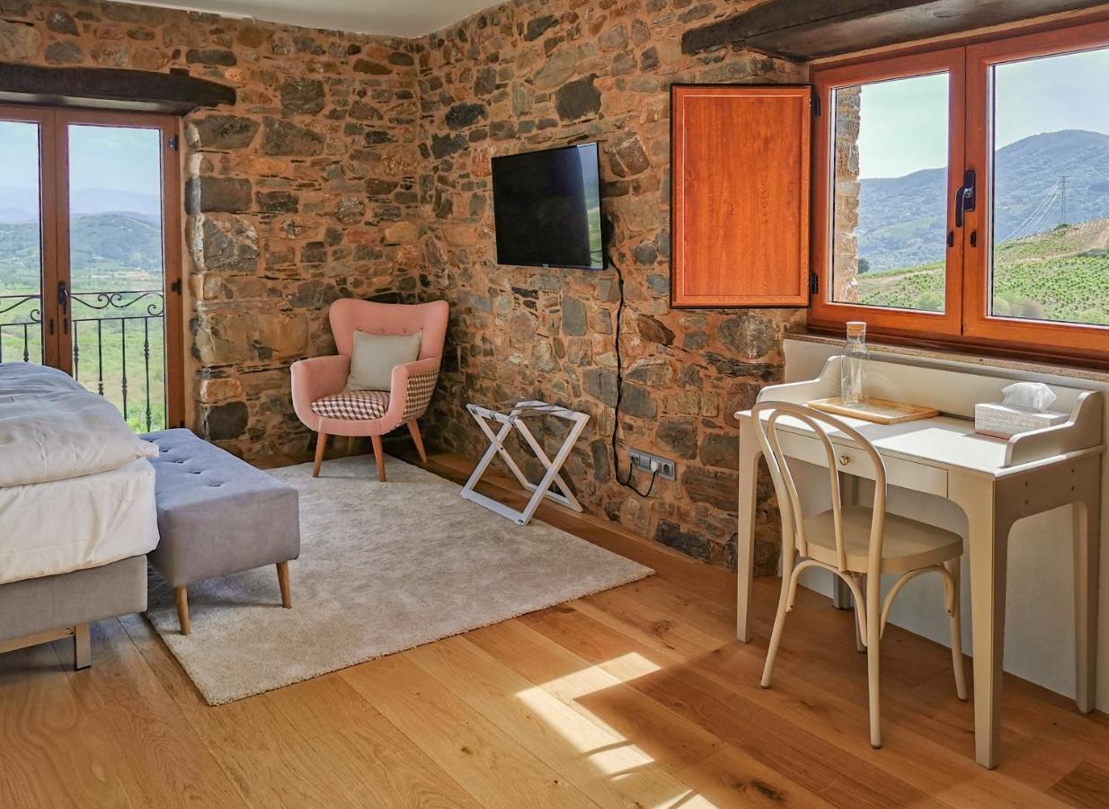 Boutique Finca Esencial ビジャフランカ・デル・ビエルソ エクステリア 写真