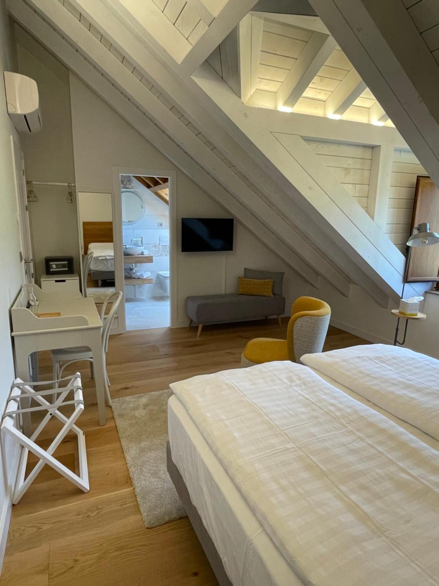 Boutique Finca Esencial ビジャフランカ・デル・ビエルソ エクステリア 写真